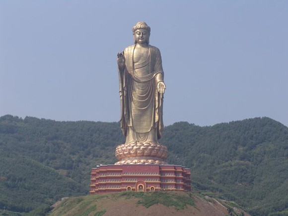 Самая высокая статуя в мире.