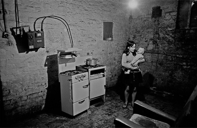 Ливерпуль, 1969. Подвальная кухня в многоквартирном доме.