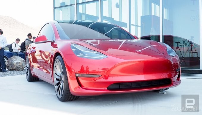 Элон Маск показал новую Tesla Gigafactory и Model 3 (43 фото)