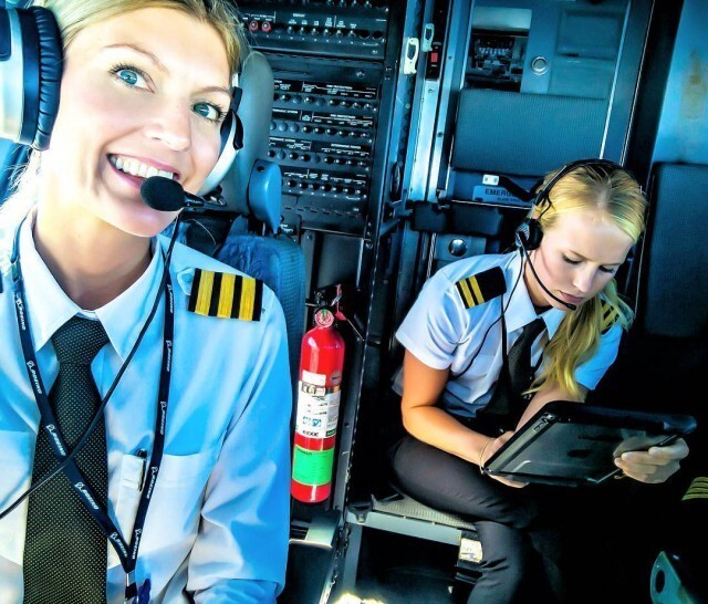 Шведская красавица встретила свою лучшую подругу — тоже пилота по имени Мария — в Instagram*. 