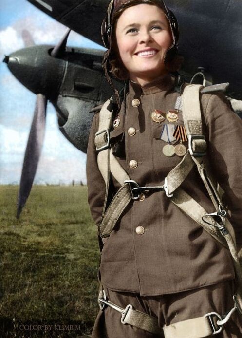 Мария Долина, советская летчица, Герой Советского Союза, 1945 год