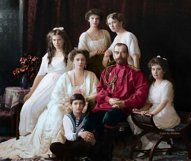 Николай II с семьей, 1914 год