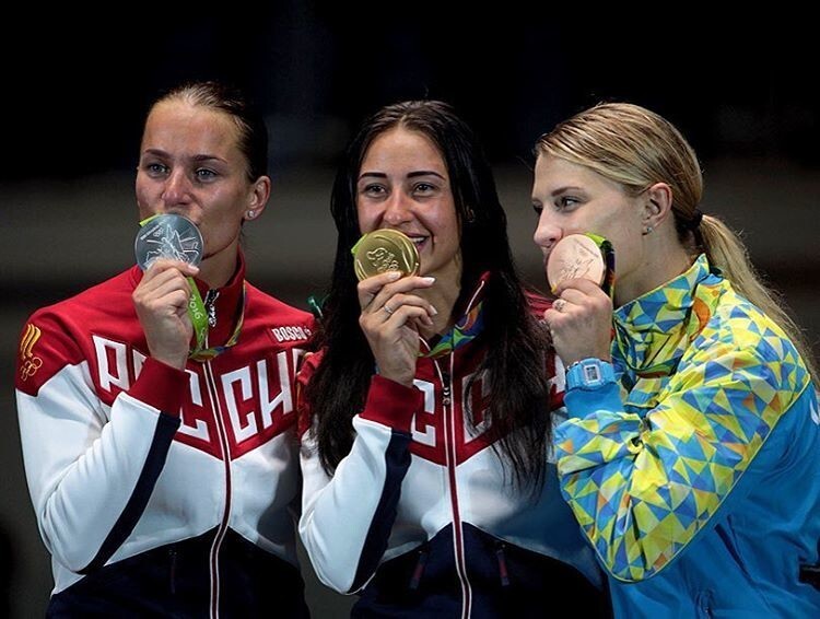 Герои Олимпиады, которые уже завоевали медали для России
