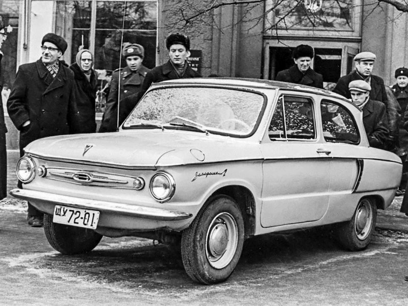 Серийное производство ЗАЗ-966 начали полвека назад, а выпускали автомобиль, неспешно модернизируя, почти тридцать лет. Вспомним, как начиналась вся эта долгая история…