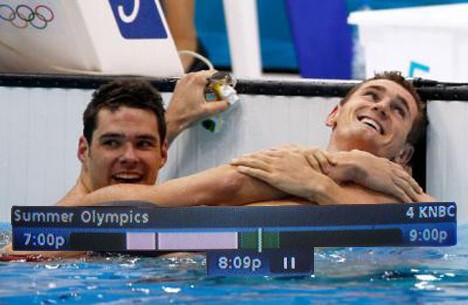 Таблички с результатами заставляют олимпийских прыгунов в воду выглядеть голыми