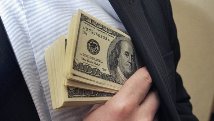 Замечание за взятку