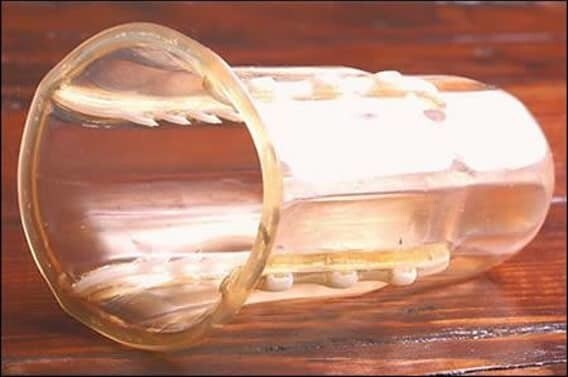 Женский презерватив с зубами