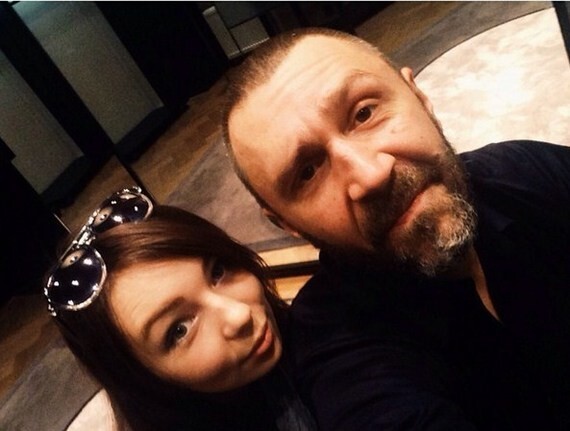 Сергей Шнуров со своей дочерью Серафимой 