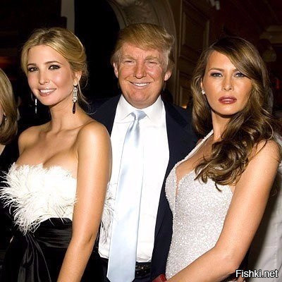 Дональд Трамп с женой и дочкой