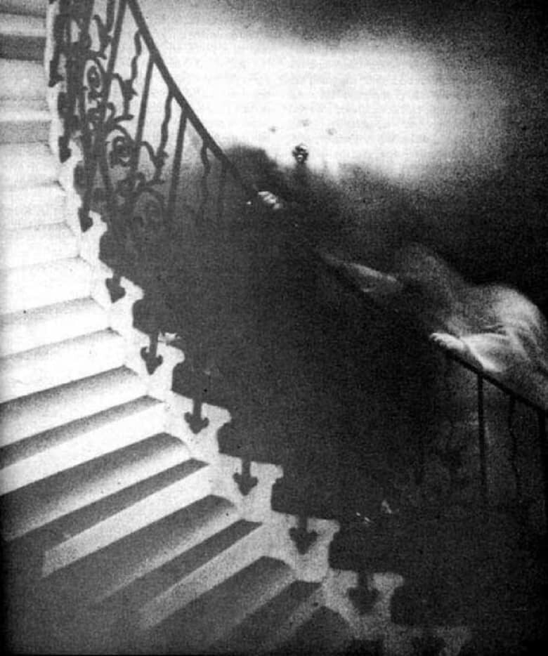 4. Призрак "Тюльпанной лестницы"