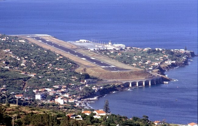 Аэропорт Мадейры (Madeira)