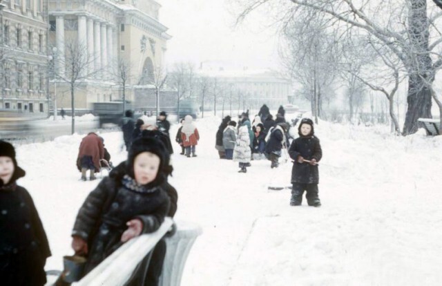1955 год в цвете: страна на подъёме