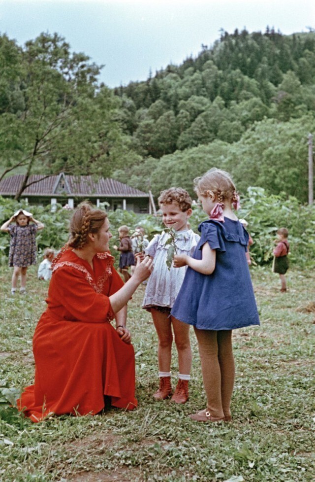 1955 год в цвете: страна на подъёме
