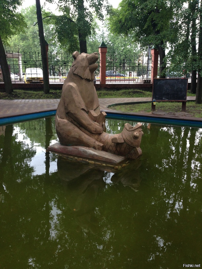 Скульптурная композиция в детском парке в Нижегородской области