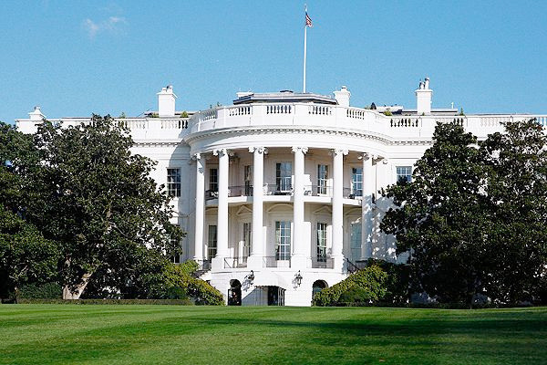 Куда семья Обамы переедет из белого дома?