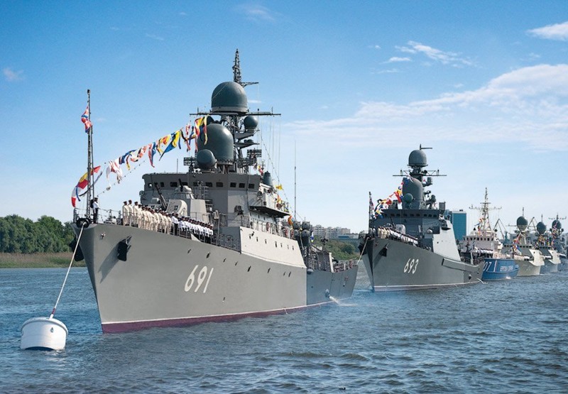 К чему ведут масштабные учения ВС РФ?