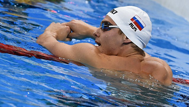 10. Пловец Морозов побил мировой рекорд в 100м комплексом на короткой воде