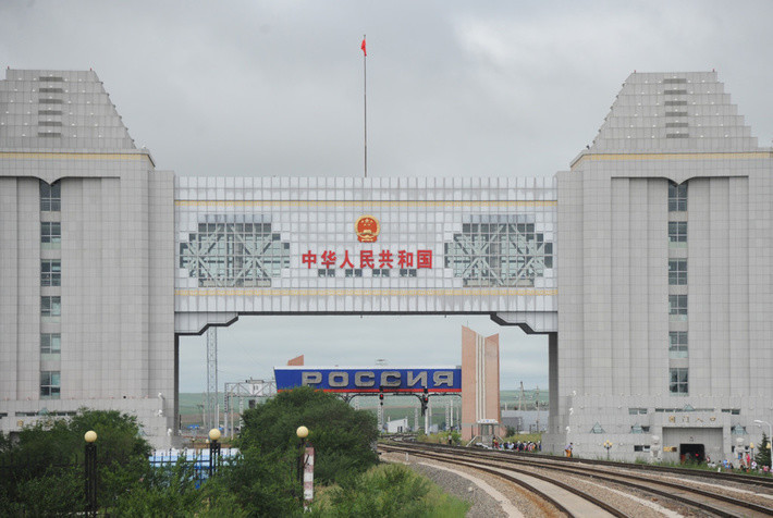1. Открыт новый железнодорожный маршрут связывающий Россию и Китай