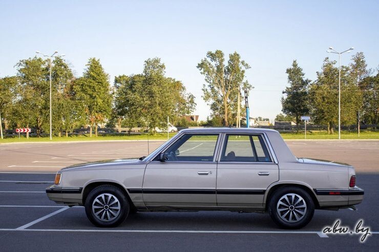 Обзор Plymouth Reliant K середины 80-х годов