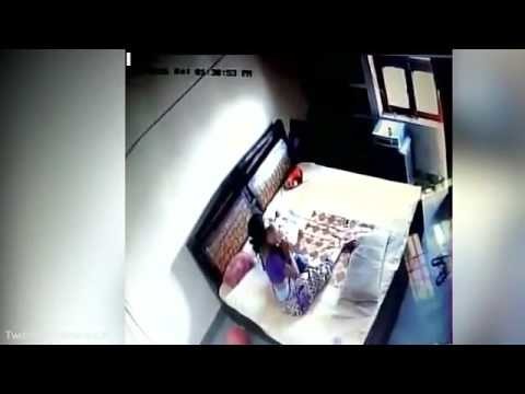 Шокирующее видео: установив камеру слежения, муж узнал, что его жена избивает сына 