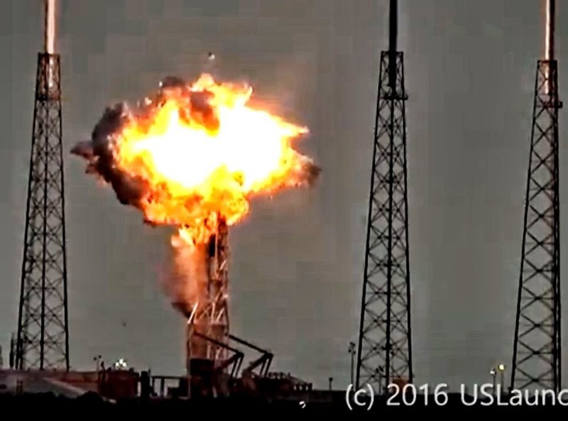 В интернете появилось видео взрыва ракеты Илона Маска SpaceX