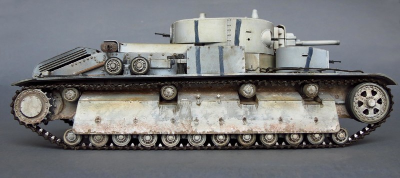 На момент своего появления Т-28 являлся сильнейшим средним танком в мире.  Модель собиралась из набора фирмы  HobbyBoss артикул 83853 