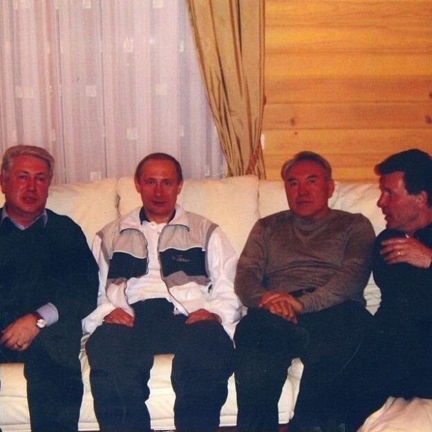 Политики и певцы: слева направо: Владимир Винокур, Владимир Путин, Нурсултан Назарбаев, Лев Лещенко