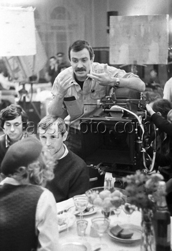 «Михалков и Станислав Любшин на съемках фильма «Пять вечеров», 1978 год.