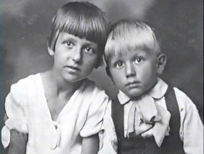 Лев Дуров с сестрой