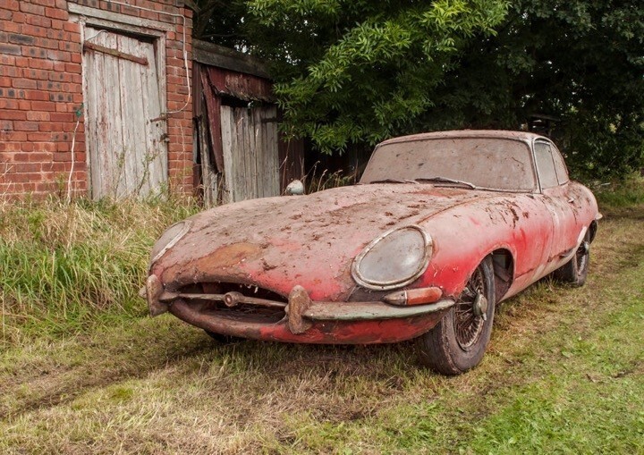 Клад в старом гараже: 1964 Jaguar E-Type