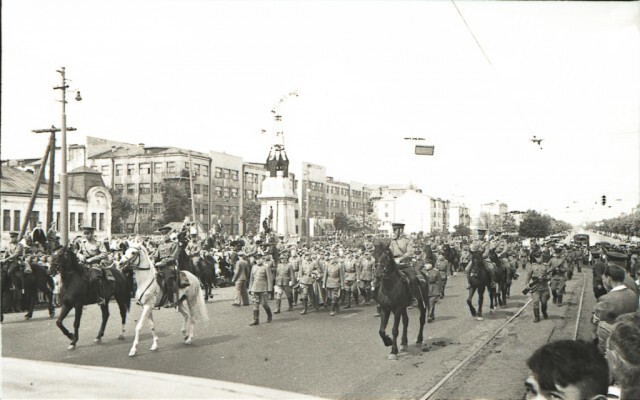 Марш пленных немцев по Москве