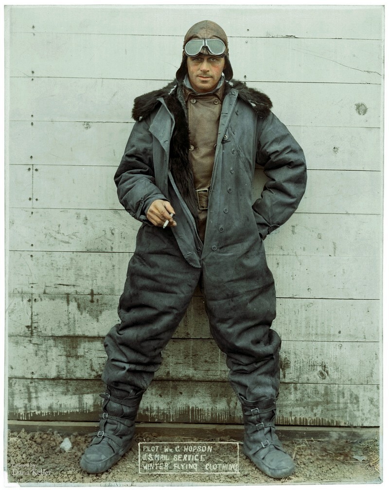 Пилот Уильям «Дикий Билл» Хопсон в зимней лётной униформе Почтовой службы США. 1926