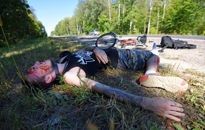 Провокация от Гомельской ГАИ: "сбитому велосипедисту" помогли 30 водителей из 600