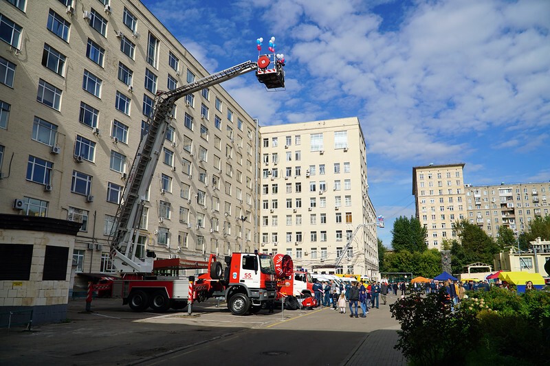 Показательное пожарно-тактическое учение МЧС России в день города