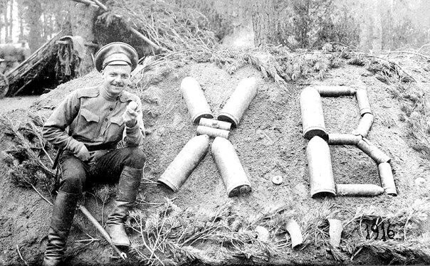 Солдат и Пасха. Восточный фронт 1916 год.