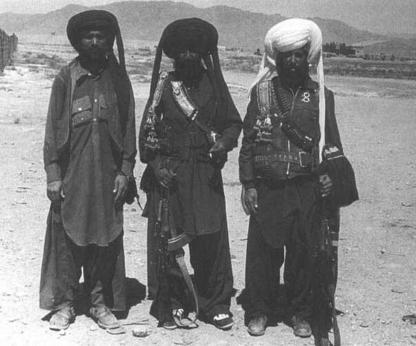 Три бойца, конец 1979 года. Трое сотрудников ГРУ СССР в Афганистане, из так называемого легендарного мусбата.