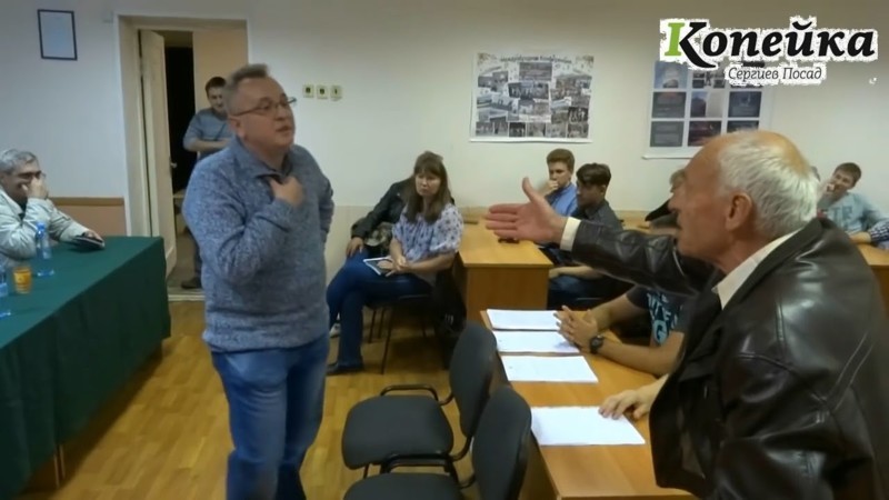 В Подмосковье студенты МТУ выгнали агитатора "Единой России"  