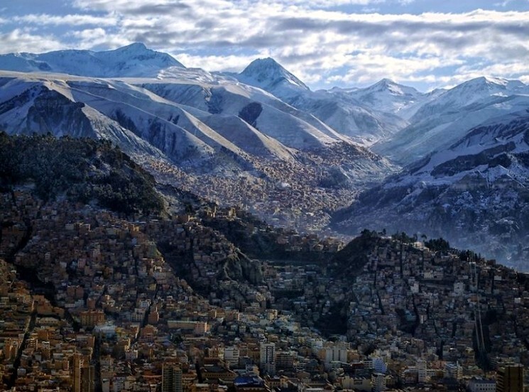 Столица Боливии — высокогорный город Ла-Пас