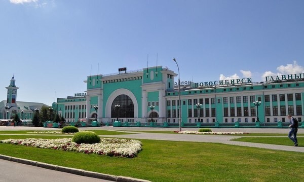 10 самых красивых и интересных вокзалов России