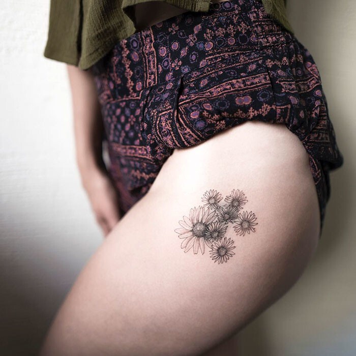 100 изящных минималистичных татуировок от корейского мастера