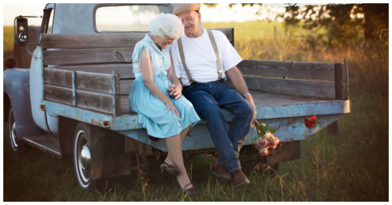 Пожилая пара отпраздновала 57-летие брака фотосессией в стиле фильма «Дневник памяти»