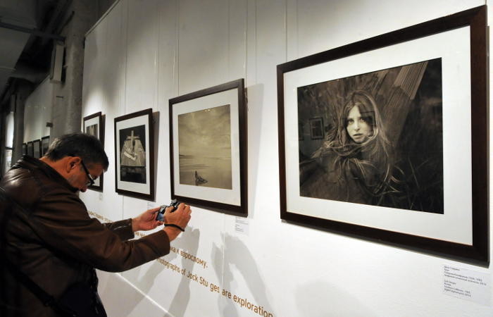 Фотовыставку с обнаженными детьми проверит прокуратура