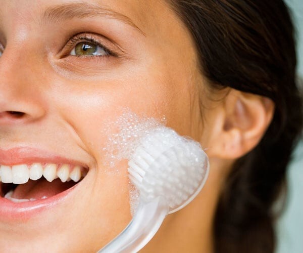 Очищение кожи: распариваем лицо