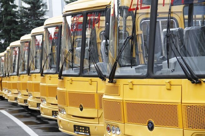 4. В школы Новосибирской области отправлено 19 новых автобусов