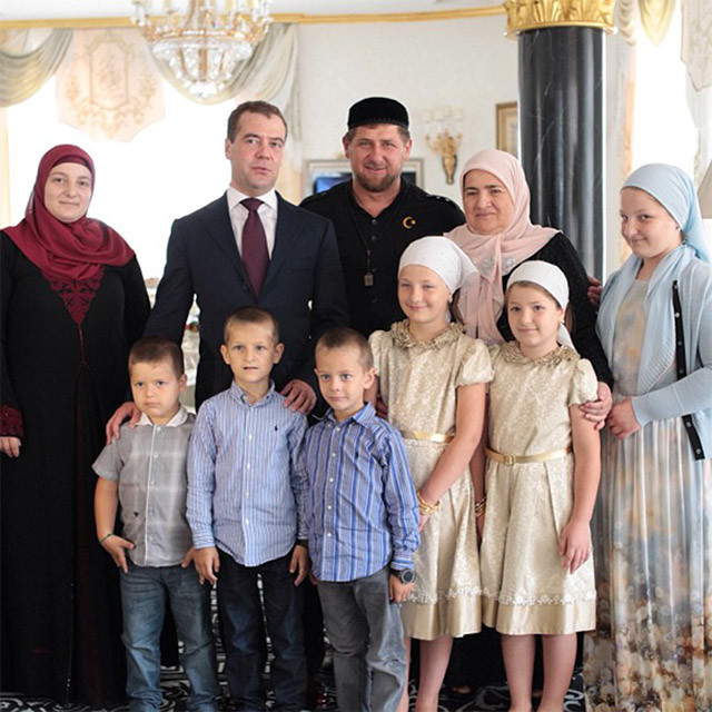 Кадыров предложил убивать наркоманов без суда