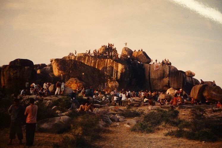 Вечеринка в Хампи, 1993. 