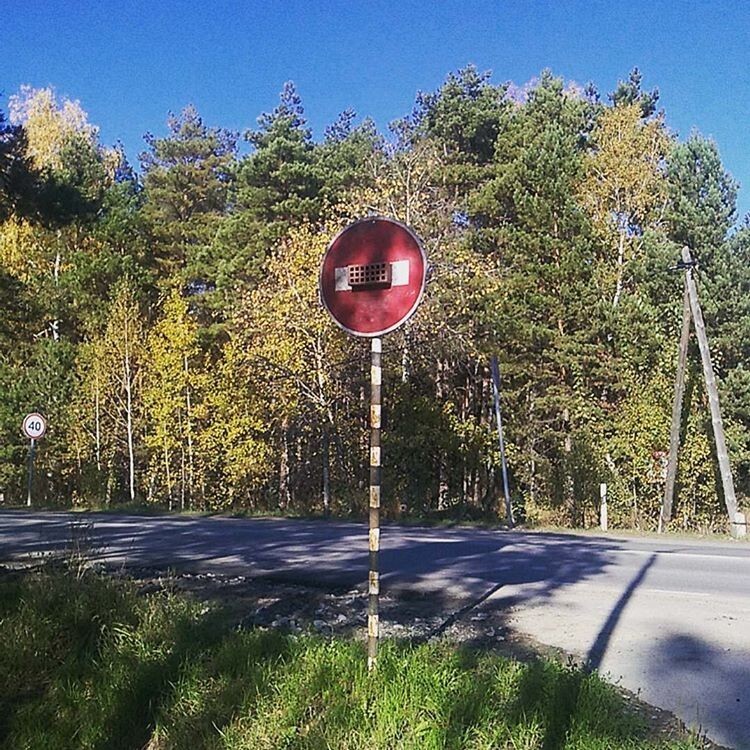 Только в этой стране можно увидеть подобные дорожные знаки 