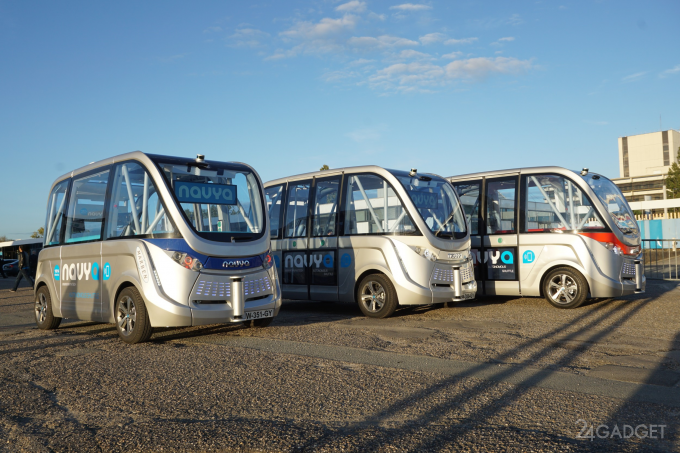 Во Франции запущен маршрут с беспилотными автобусами
