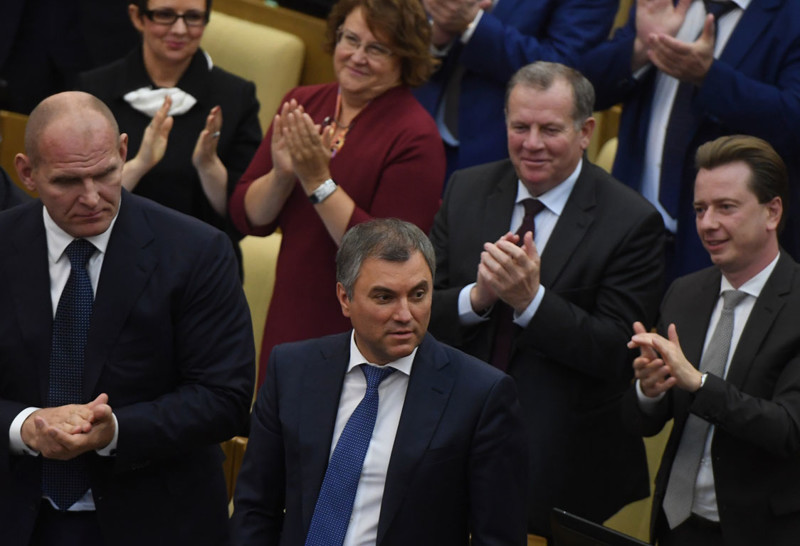 Первое заседание Госдумы: «бешеный принтер» хочет стать качественным