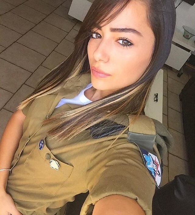 Красотки на службе в израильской армии